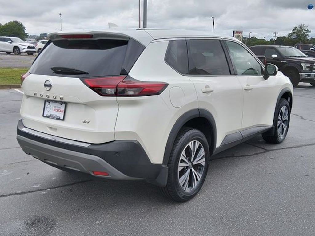 Used 2021 Nissan Rogue SV SUV