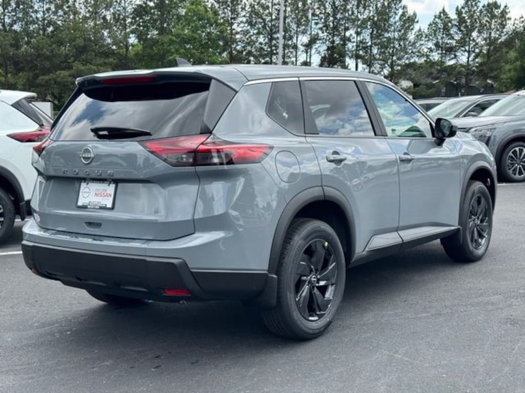 New 2026 Nissan Rogue SV SUV