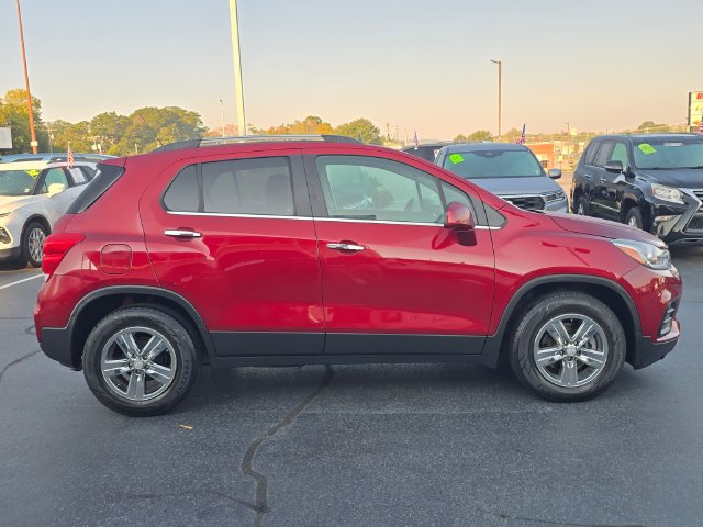 Used 2019 Chevrolet Trax LT with VIN 3GNCJLSB6KL339966 for sale in Greer, SC