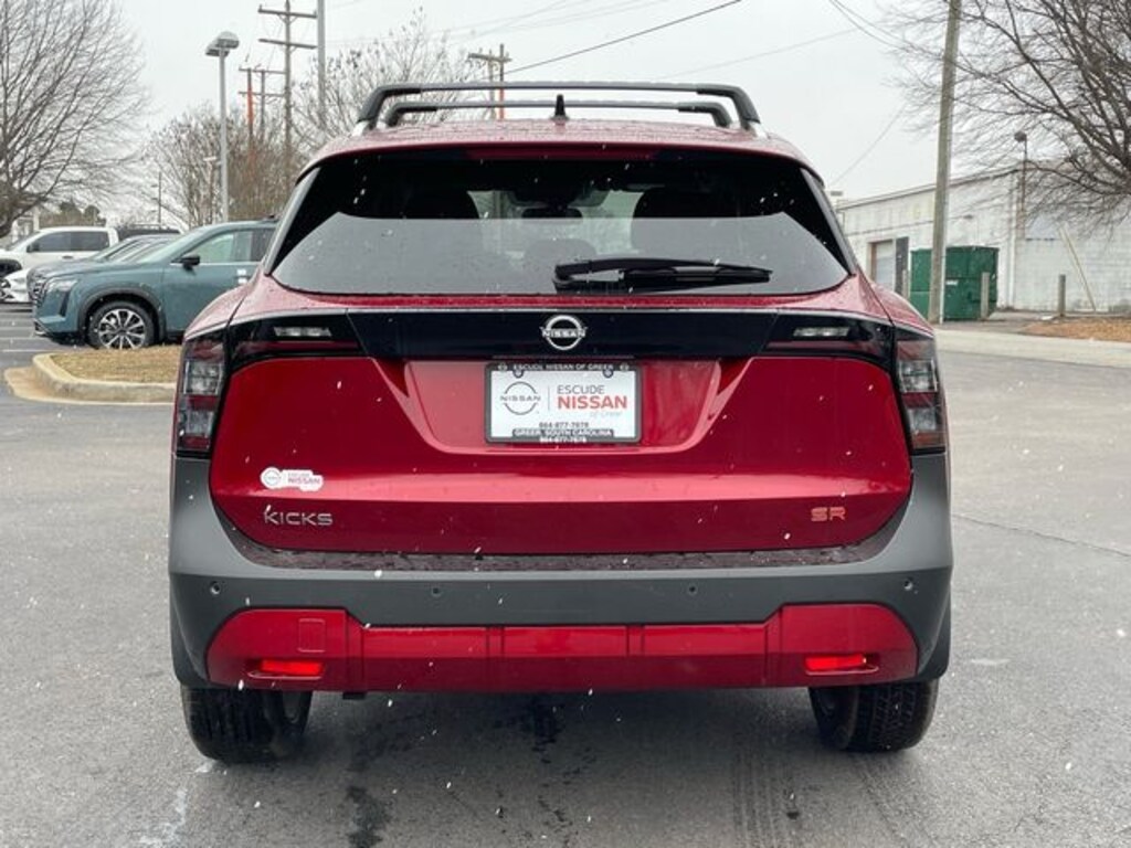 New 2026 Nissan Kicks SR SUV