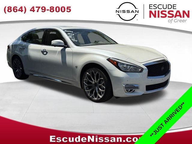 2016 INFINITI Q70L 3.7