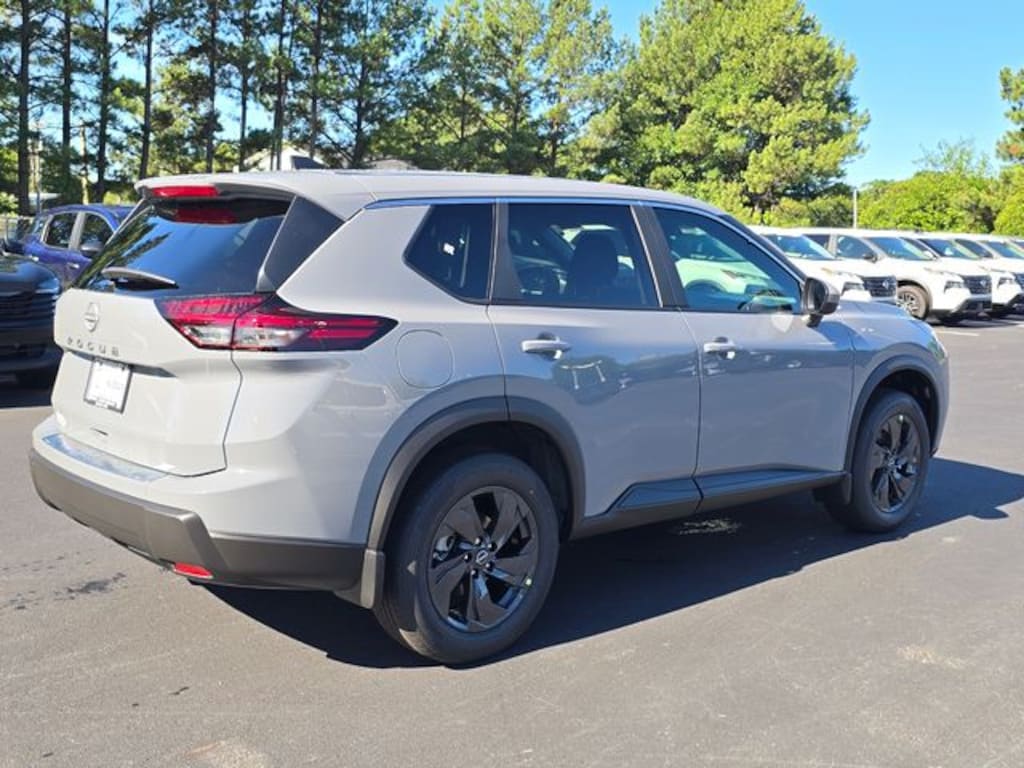 New 2026 Nissan Rogue SV SUV