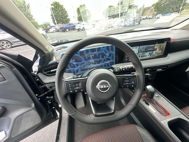2025 Nissan Kicks SR - Photo 11
