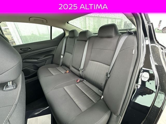 2025 Nissan Altima S - Photo 22