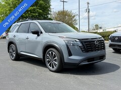 2026 Nissan Pathfinder Platinum SUV