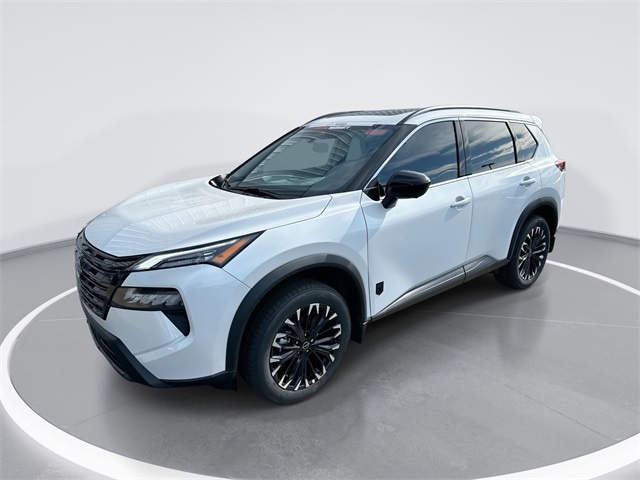 2026 Nissan Rogue Dark Armor's photo