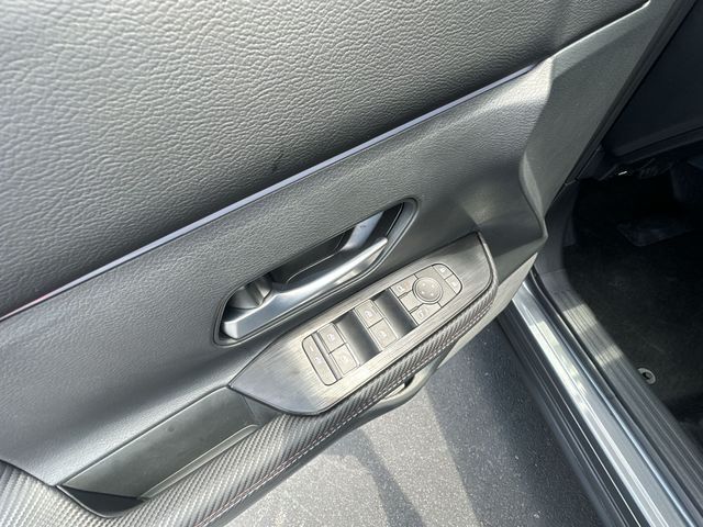 2025 Nissan Kicks SR - Photo 15