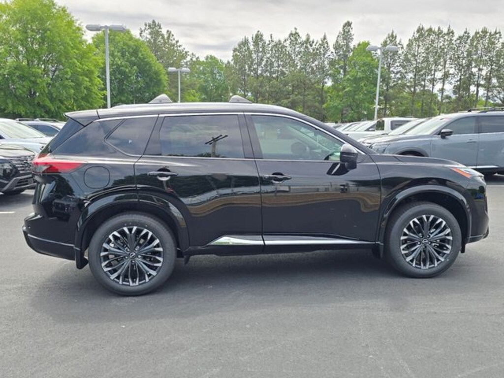 New 2026 Nissan Rogue Platinum SUV