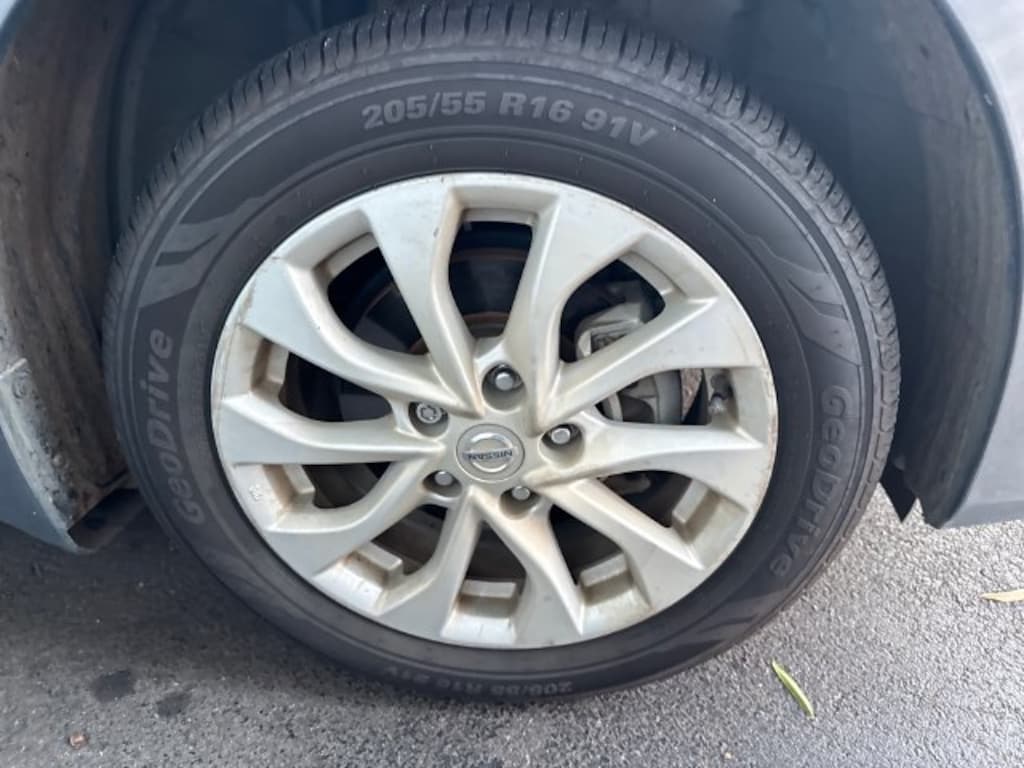 Certified 2019 Nissan