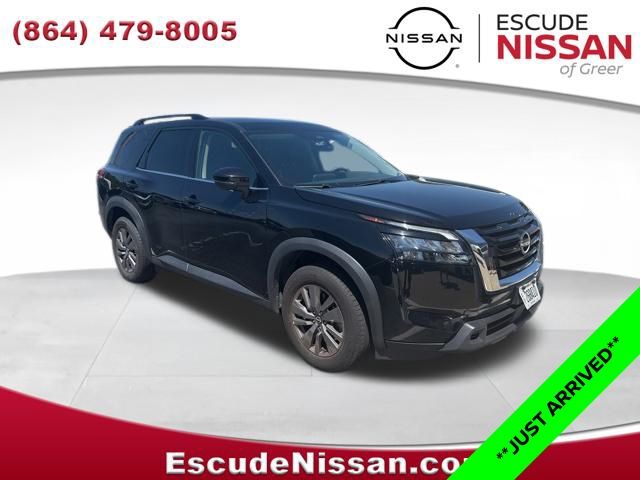 2024 Nissan Pathfinder SV 2WD's photo