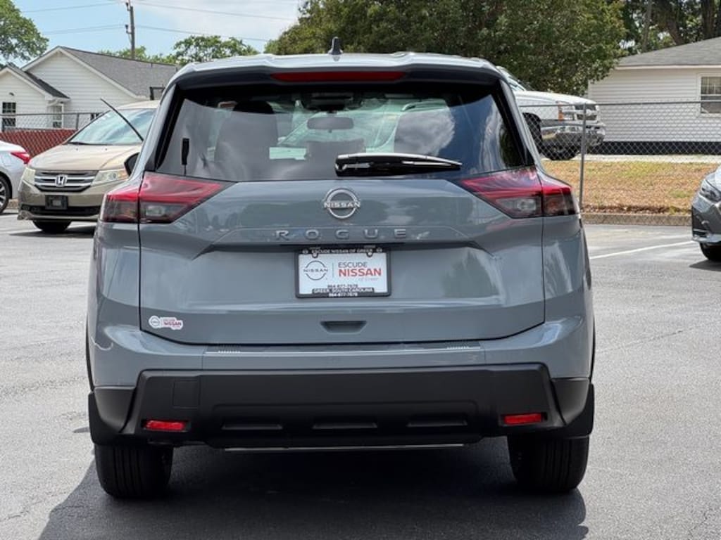 New 2026 Nissan Rogue SV SUV