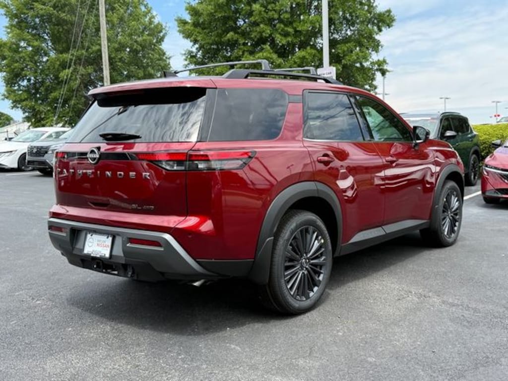 New 2026 Nissan Pathfinder SL SUV