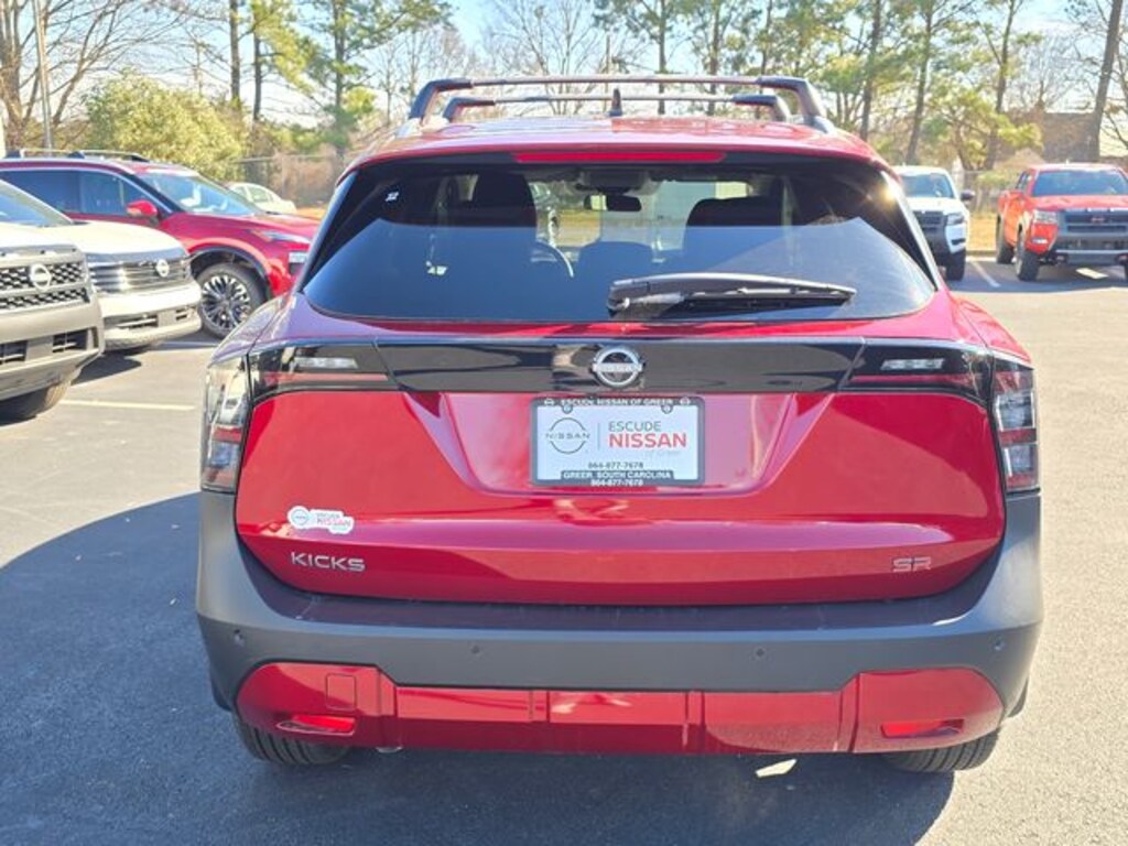 New 2026 Nissan Kicks SR SUV