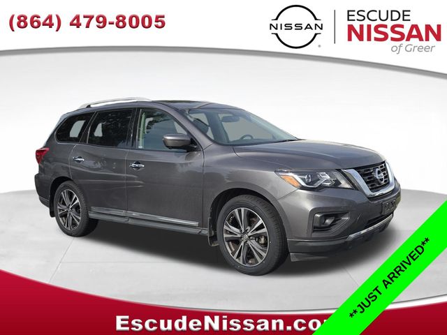 2017 Nissan Pathfinder Platinum 2WD's photo