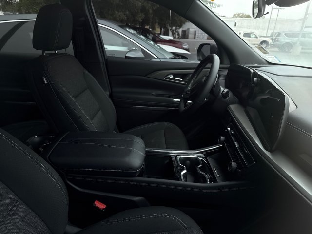 Used 2025 Chevrolet