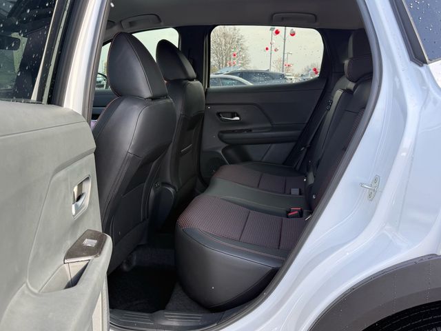 2026 Nissan KICKS SR - Photo 12