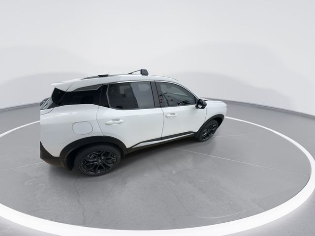 2026 Nissan KICKS SR - Photo 9