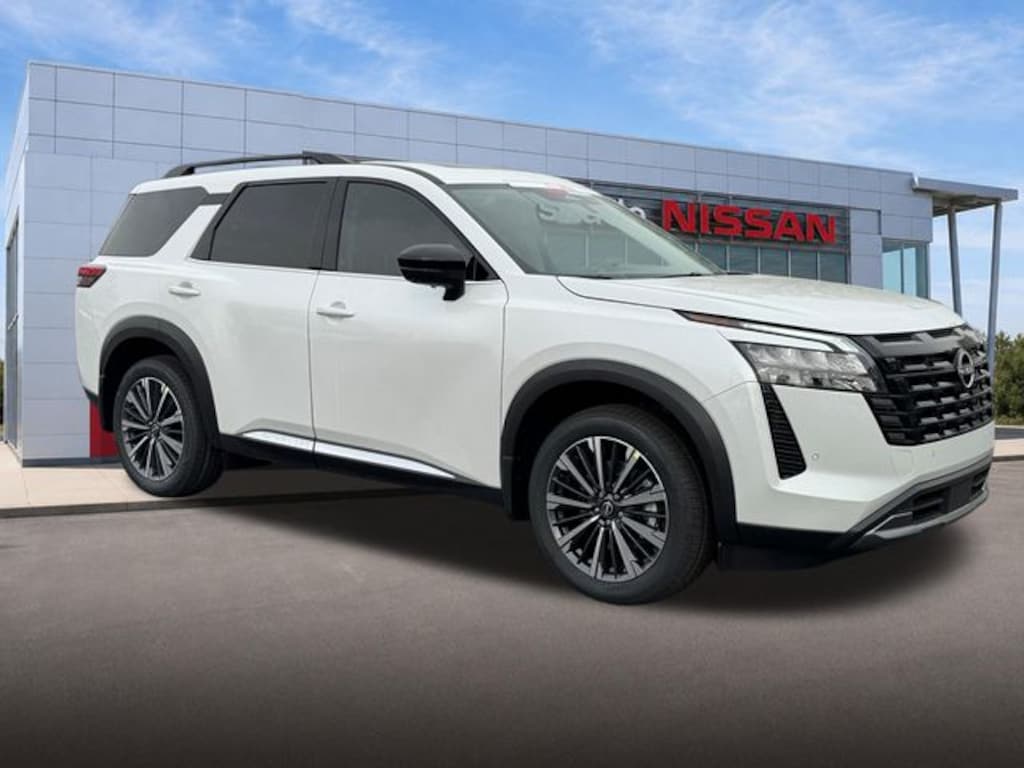 New 2026 Nissan Pathfinder Platinum SUV