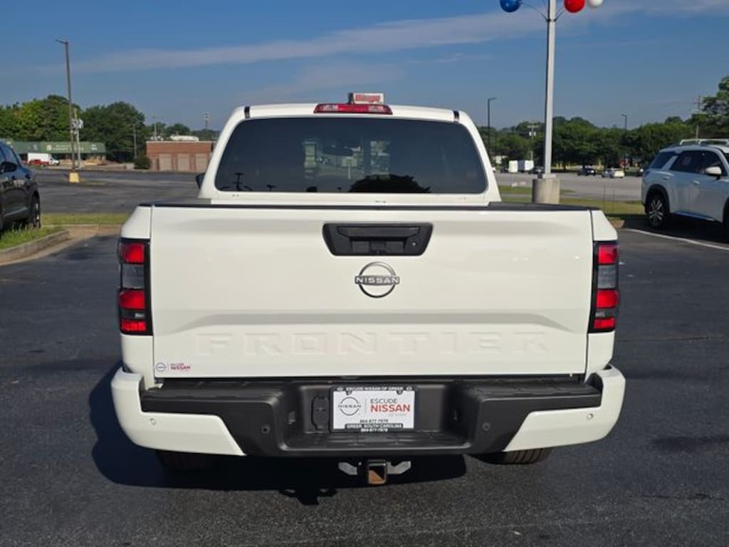 Used 2025 Nissan Frontier SV Truck