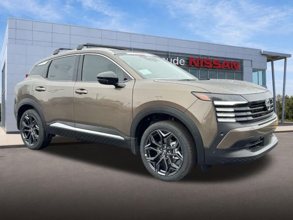 New 2026 Nissan Kicks SR SUV