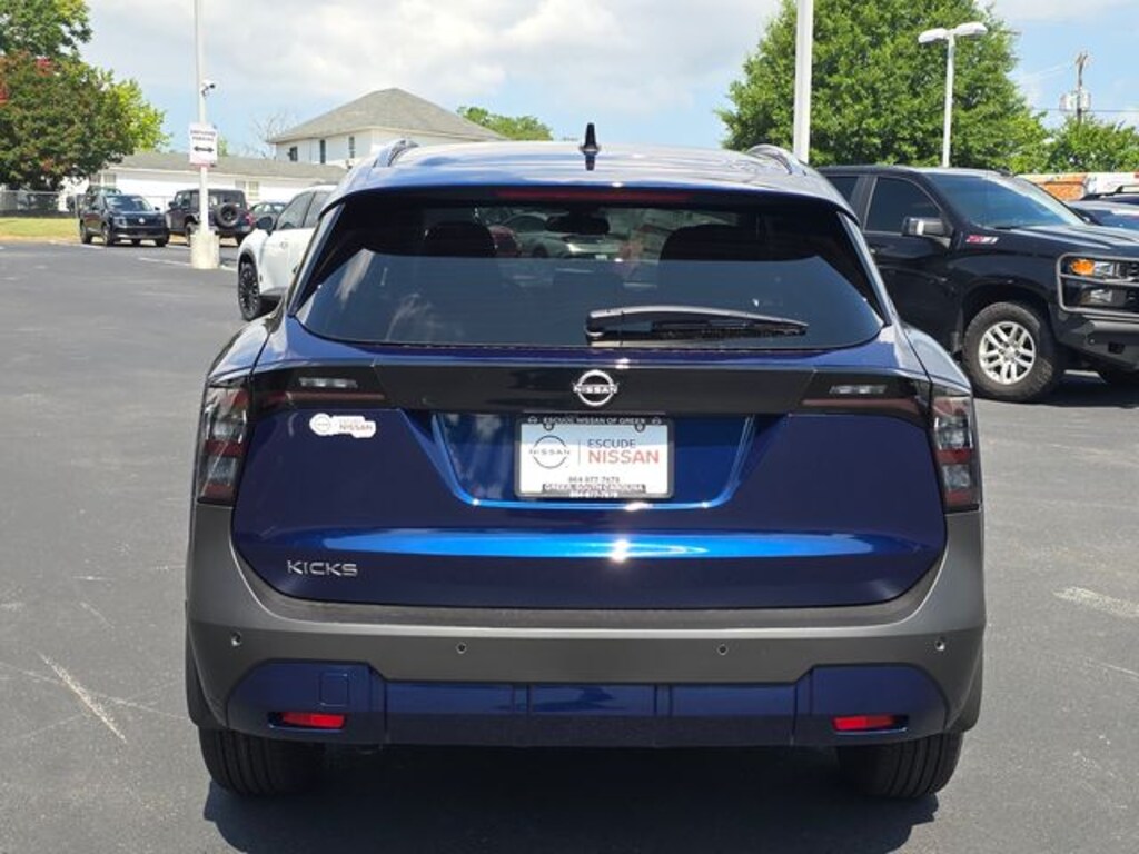 New 2026 Nissan Kicks SV SUV