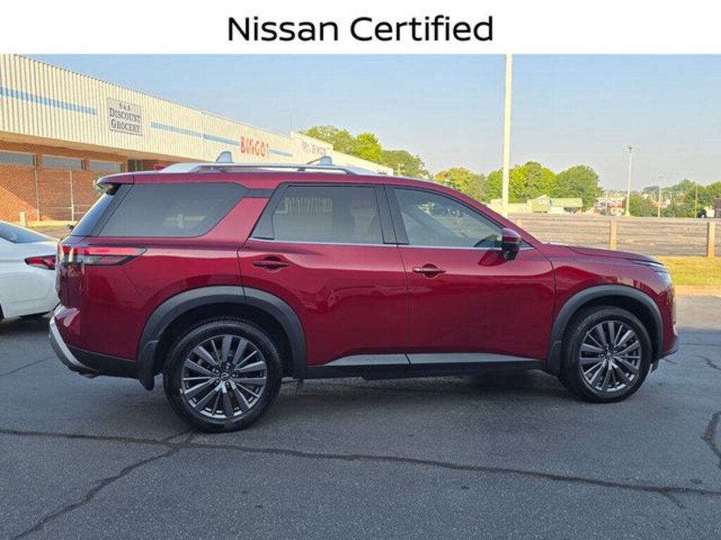 Certified 2022 Nissan Pathfinder SL SUV