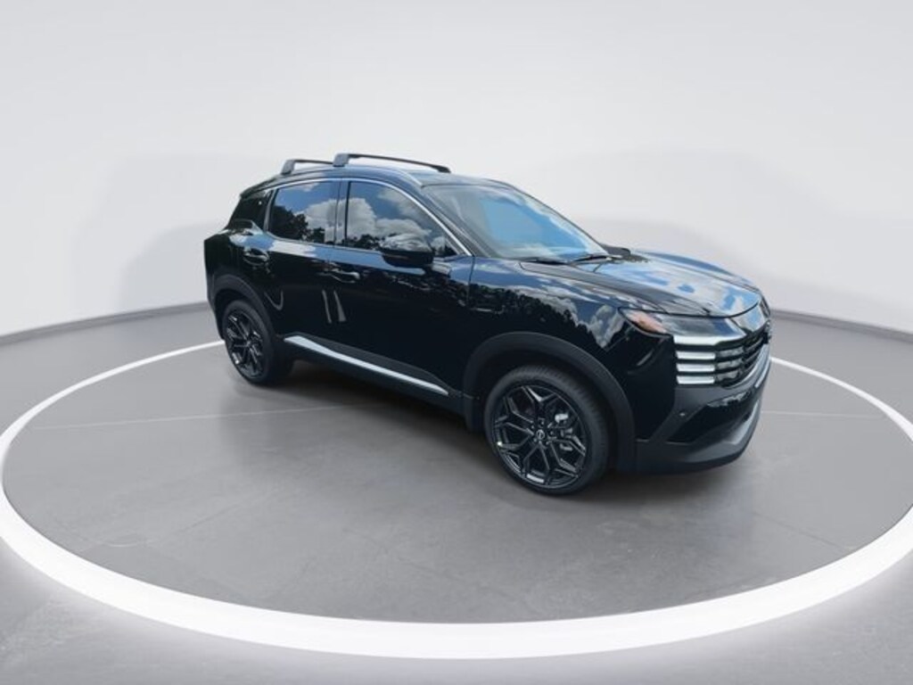 New 2025 Nissan Kicks SR SUV