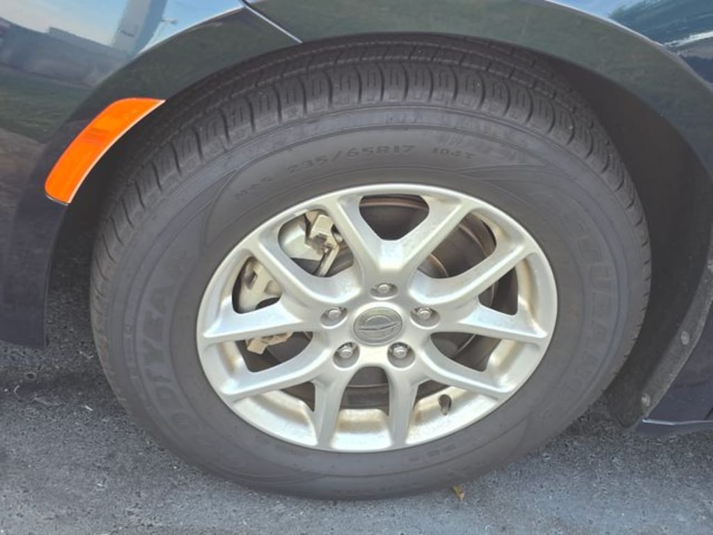 Certified 2023 Chrysler Pacifica Touring L Minivan/Van