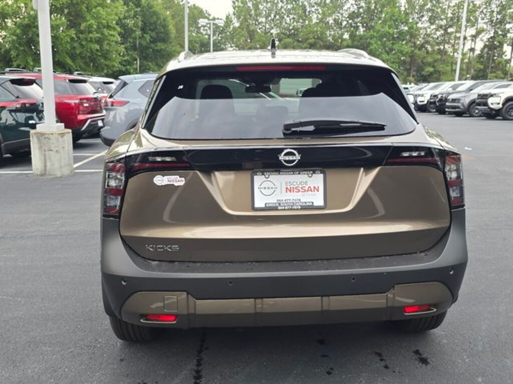 New 2026 Nissan Kicks SV SUV