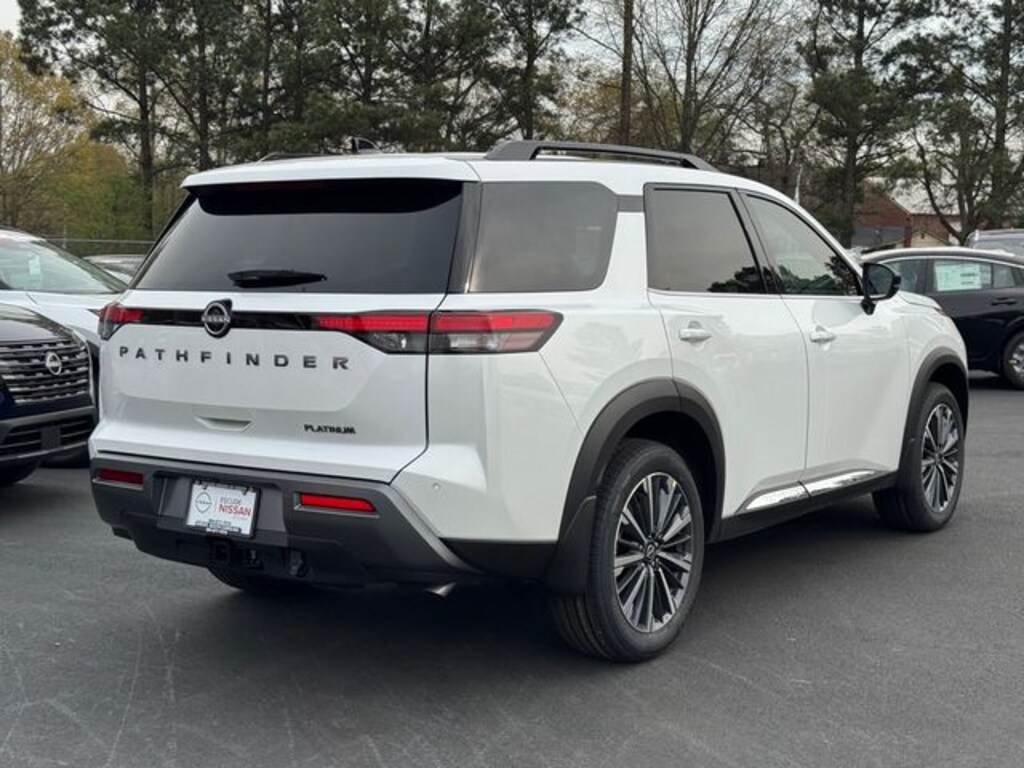 New 2026 Nissan Pathfinder Platinum SUV