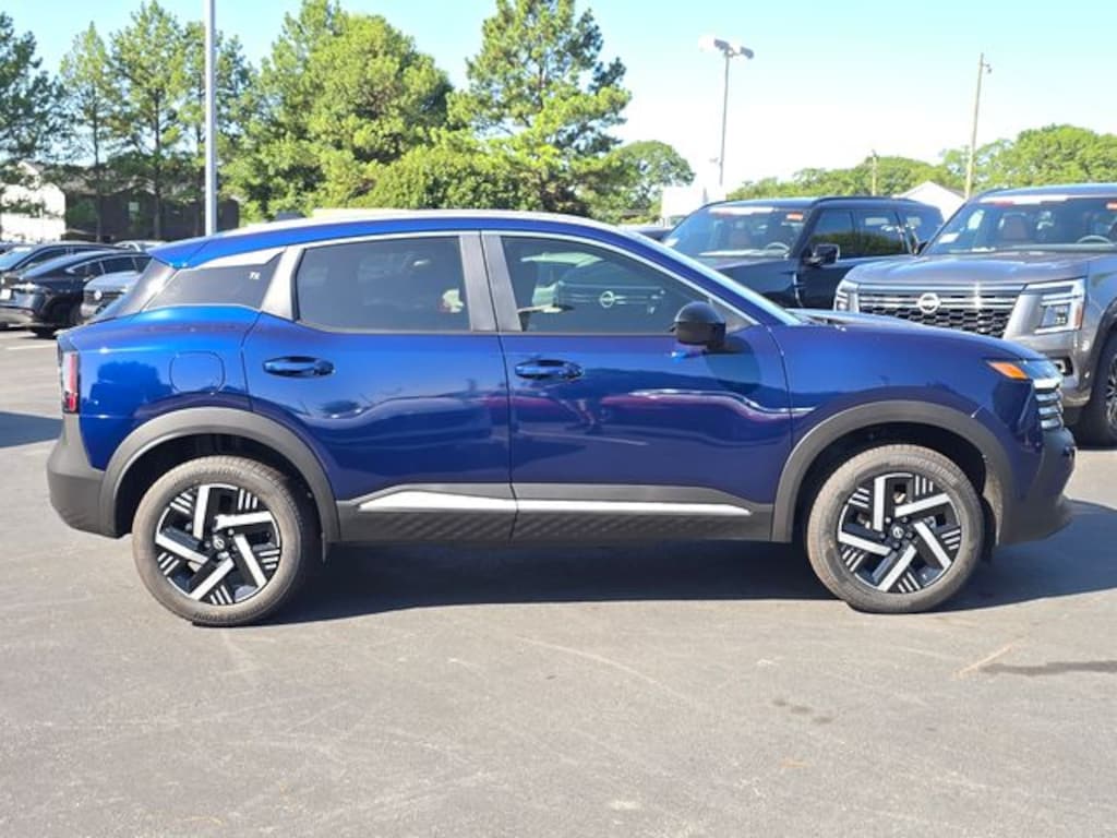 New 2026 Nissan Kicks SV SUV
