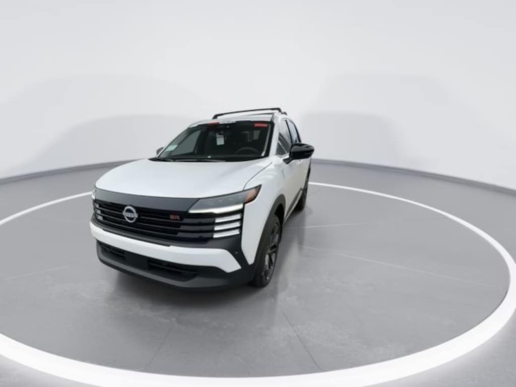 New 2026 Nissan Kicks SR SUV