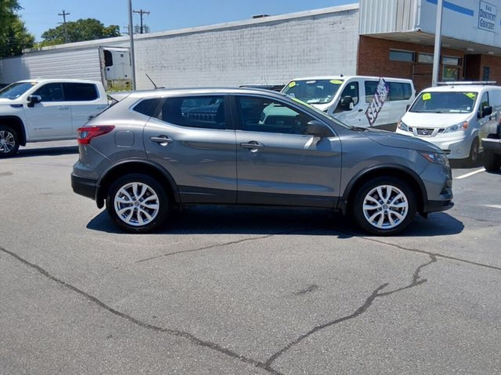 Used 2022 Nissan Rogue Sport S SUV