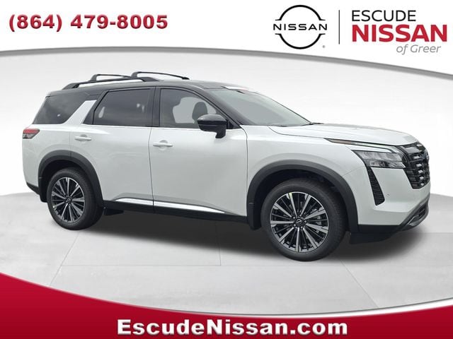 2026 Nissan Pathfinder Platinum 4WD's photo
