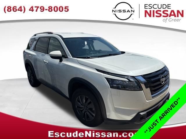 2024 Nissan Pathfinder's photo