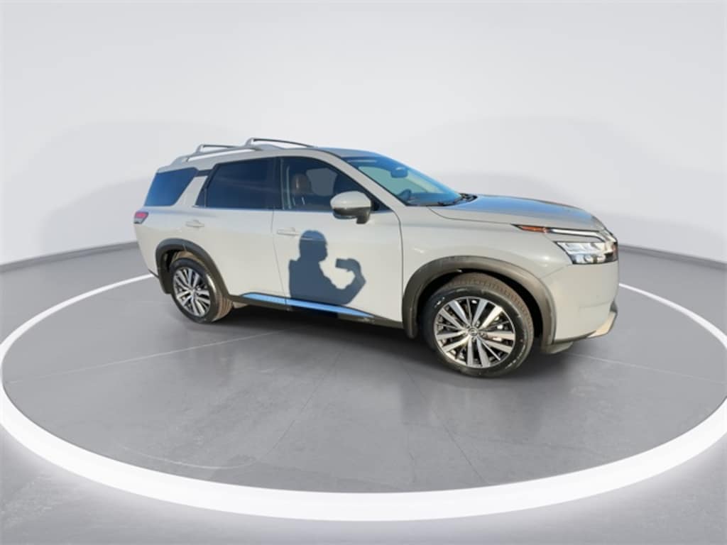 Certified 2022 Nissan Pathfinder Platinum SUV