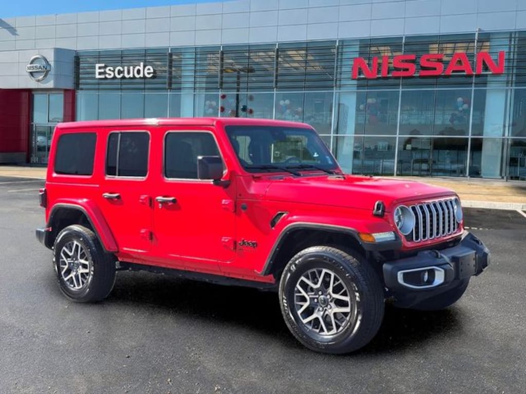 Certified 2025 Jeep Wrangler Sahara SUV