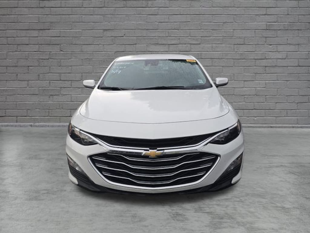 Used 2025 Chevrolet Malibu LT Sedan