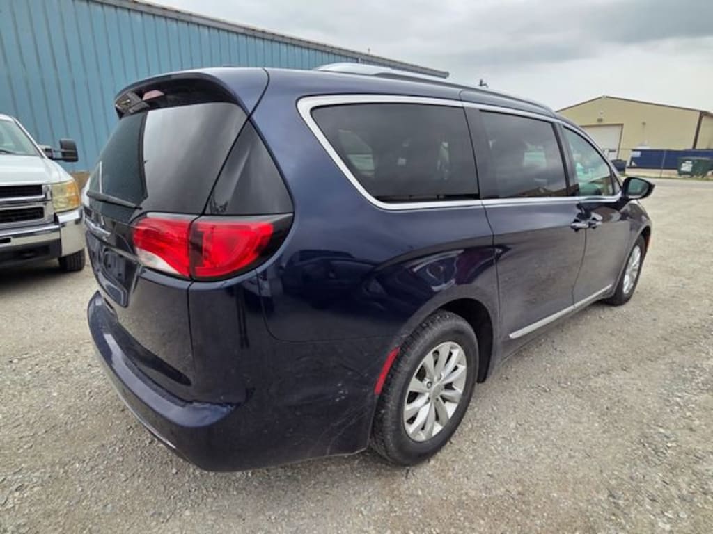 Used 2018 Chrysler Pacifica Touring L Plus