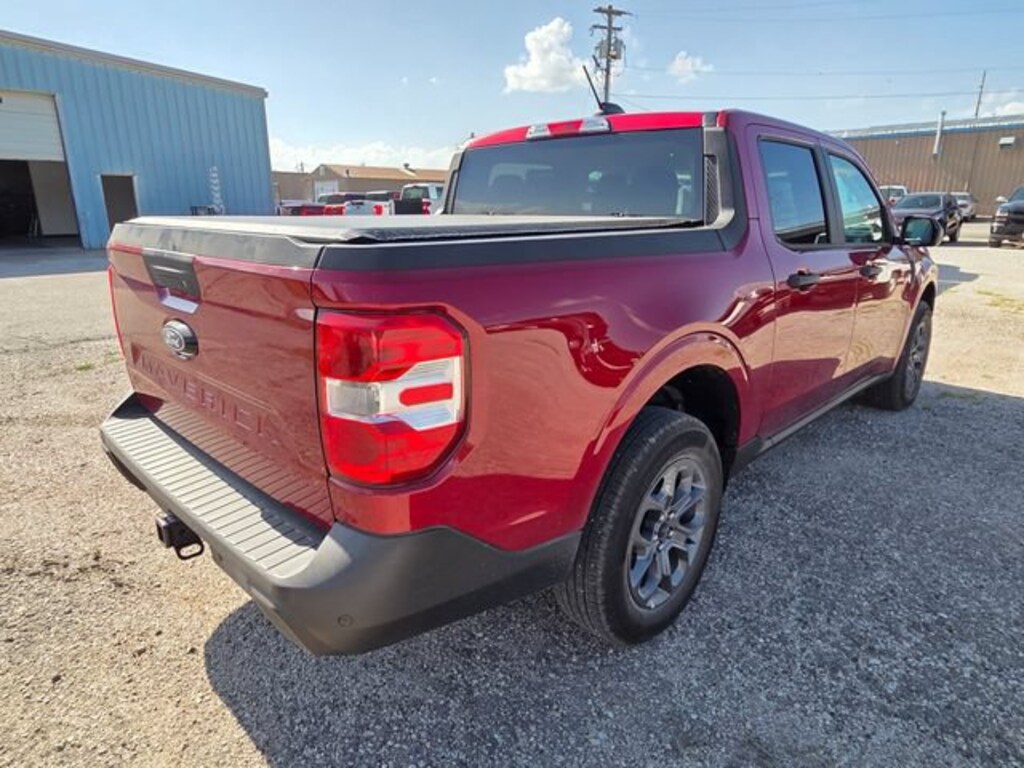 Used 2025 Ford Maverick XLT