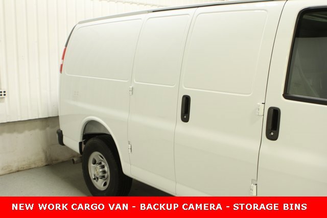 2025 Chevrolet Express 2500 Work Van Cargo photo 4