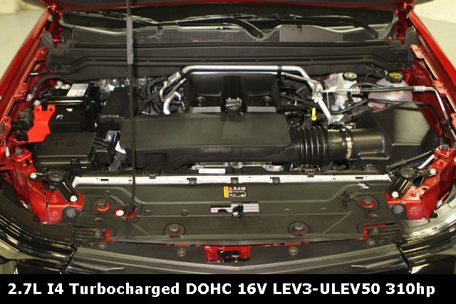 2025 Chevrolet Colorado Z71 photo 3