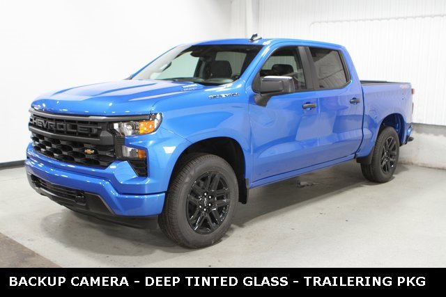 2025 Chevrolet Silverado 1500 Custom photo 2