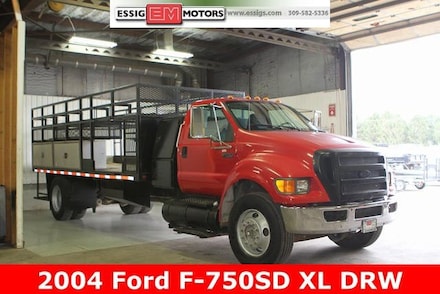 2004 Ford Super Duty F-750 Straight XL