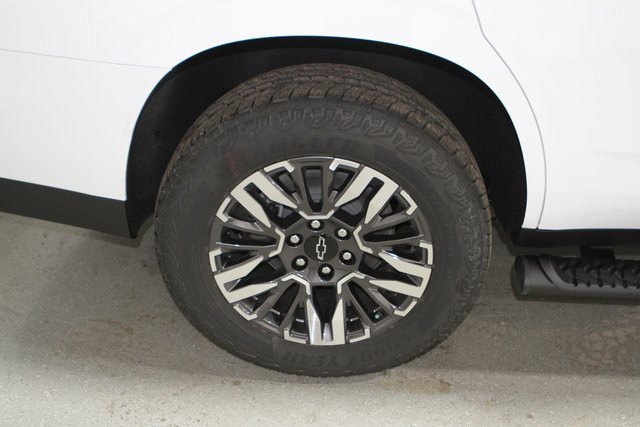 2026 Chevrolet Tahoe Z71 photo 2