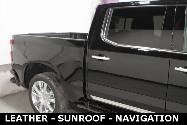 2025 Chevrolet Silverado 1500 High Country photo 4