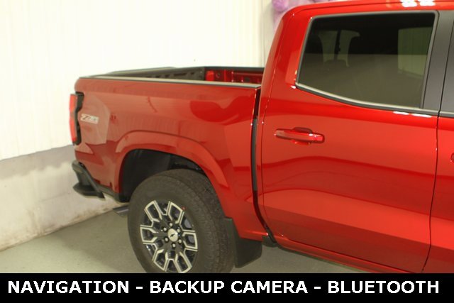 2025 Chevrolet Colorado Z71 photo 4
