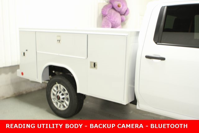 2025 Gmc Sierra 2500 HD Pro photo 3