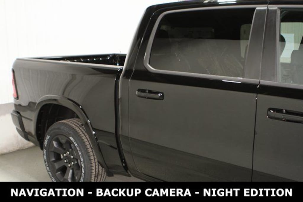 New 2026 Ram 1500 BIG HORN CREW CAB 4X4 5'7 BOX Pickup