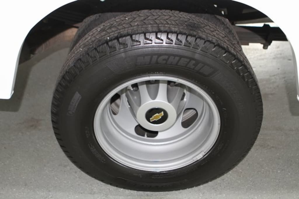 Used 2022 Chevrolet Silverado 3500HD Chassis Work Truck Truck Regular Cab